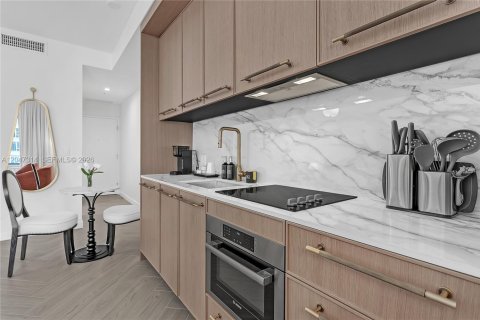 Copropriété à louer à Miami, Floride № 2145874 - photo 11
