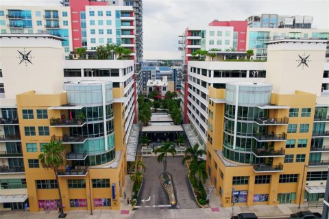 Condominio en venta en Tampa, Florida, 2 dormitorios, 122.63 m2 № 1844411 - foto 1