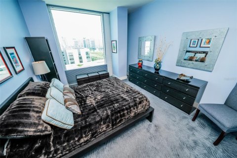 Condominio en venta en Tampa, Florida, 2 dormitorios, 122.63 m2 № 1844411 - foto 28