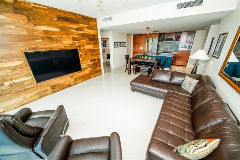 Condominio en venta en Tampa, Florida, 2 dormitorios, 122.63 m2 № 1844411 - foto 21