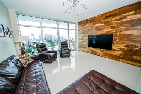 Condominio en venta en Tampa, Florida, 2 dormitorios, 122.63 m2 № 1844411 - foto 20