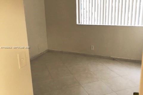 Condominio en alquiler en Plantation, Florida, 3 dormitorios, 101.26 m2 № 2056702 - foto 6