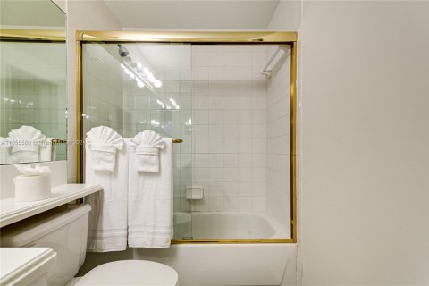 Copropriété à louer à Aventura, Floride: 3 chambres, 125.42 m2 № 1935152 - photo 17