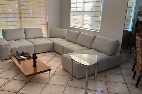 Copropriété à louer à Aventura, Floride: 3 chambres, 125.42 m2 № 1935152 - photo 8