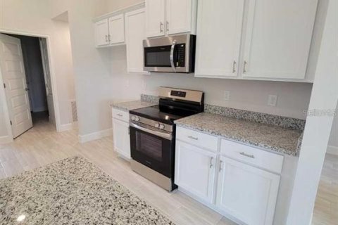 House in Citrus Springs, Florida 4 bedrooms, 216.46 sq.m. № 1589717 - photo 11