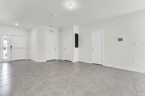Casa en venta en Florida City, Florida, 3 dormitorios, 128.21 m2 № 1946061 - foto 25