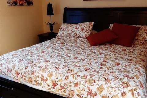 Condo in Bradenton Beach, Florida, 1 bedroom  № 1723420 - photo 5