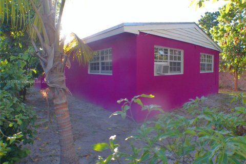 Casa en venta en North Miami Beach, Florida, 3 dormitorios, 133.78 m2 № 1585150 - foto 6