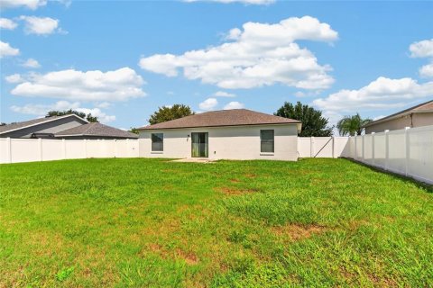 Villa ou maison à vendre à Winter Haven, Floride: 3 chambres, 125.23 m2 № 2361117 - photo 9
