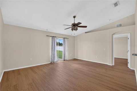 Villa ou maison à vendre à Winter Haven, Floride: 3 chambres, 125.23 m2 № 2361117 - photo 14