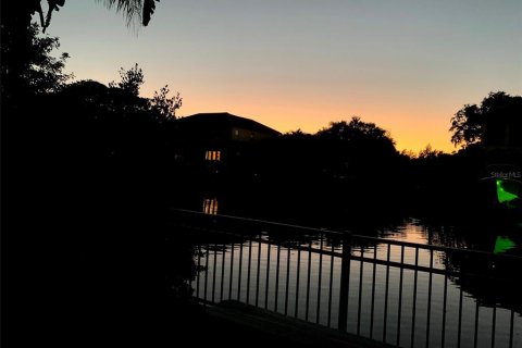 Casa en venta en Tampa, Florida, 3 dormitorios, 132.11 m2 № 1524482 - foto 10