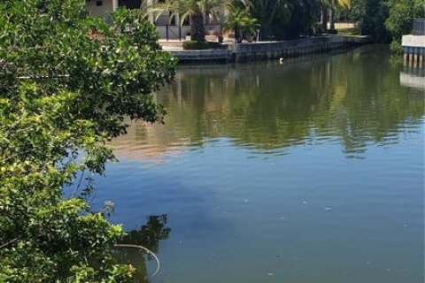 Casa en venta en Tampa, Florida, 3 dormitorios, 132.11 m2 № 1524482 - foto 4