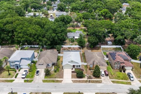 House in Sorrento, Florida 3 bedrooms, 162.3 sq.m. № 2132412 - photo 25
