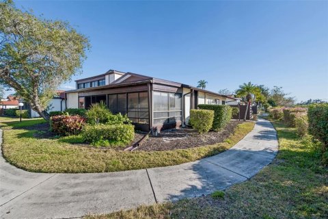 Condo in Bradenton, Florida, 2 bedrooms  № 2214025 - photo 3