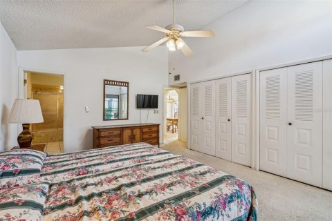 Condo in Bradenton, Florida, 2 bedrooms  № 2214025 - photo 23
