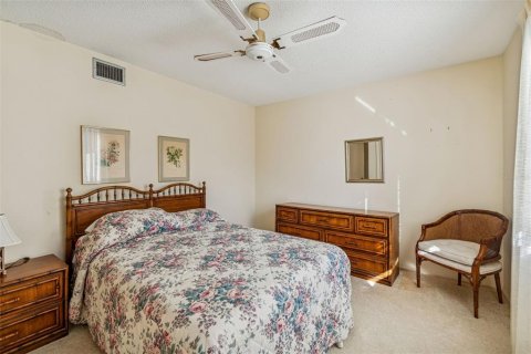 Condo in Bradenton, Florida, 2 bedrooms  № 2214025 - photo 28
