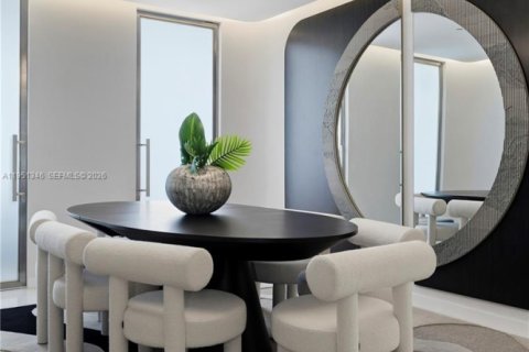 Condo in Miami, Florida, 4 bedrooms № 2008903 - photo 21