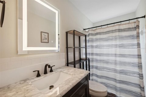 Condo in Clearwater, Florida, 2 bedrooms  № 1767354 - photo 17
