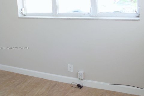 Купить виллу или дом в Тамарак, Флорида 2 спальни, 80.64м2, № 1987164 - фото 28