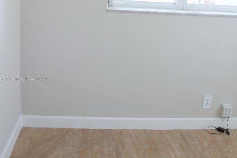 Купить виллу или дом в Тамарак, Флорида 2 спальни, 80.64м2, № 1987164 - фото 27