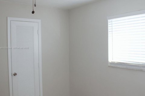 Купить виллу или дом в Тамарак, Флорида 2 спальни, 80.64м2, № 1987164 - фото 24