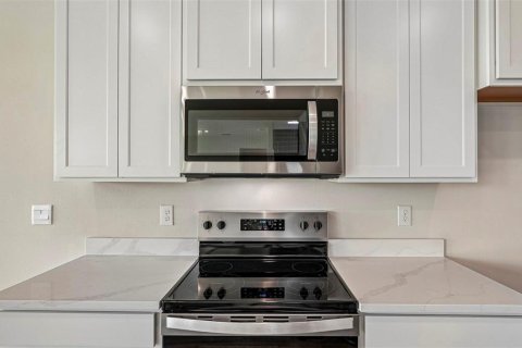 Casa en venta en Parrish, Florida, 5 dormitorios, 272.58 m2 № 2237405 - foto 8
