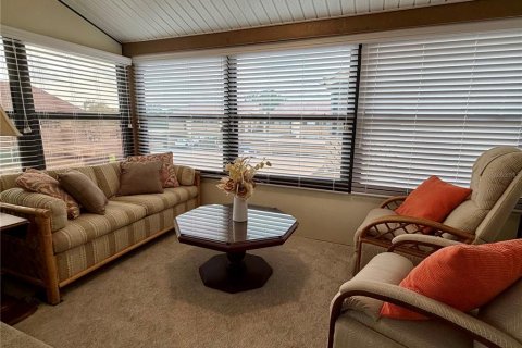 Copropriété à vendre à New Port Richey, Floride: 2 chambres, 106.28 m2 № 2236351 - photo 25