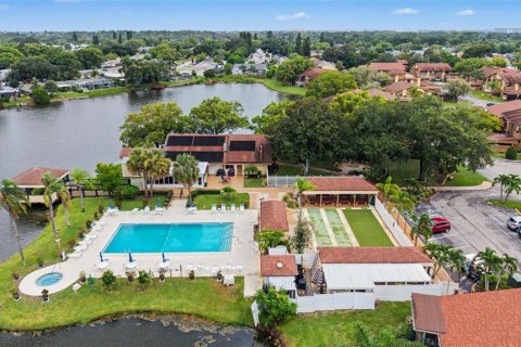 Copropriété à vendre à New Port Richey, Floride: 2 chambres, 106.28 m2 № 2236351 - photo 30