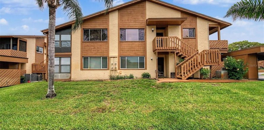 Condo à New Port Richey, Floride, 2 chambres № 2236351
