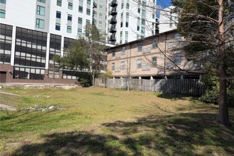 Condo in Gainesville, Florida, 1 bedroom № 2103376 - photo 14