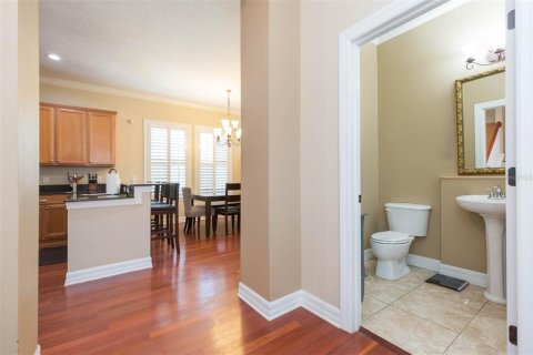 Townhouse in Tampa, Florida 3 bedrooms, 175.12 sq.m. № 1634020 - photo 11