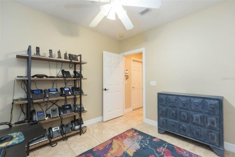 Townhouse in Tampa, Florida 3 bedrooms, 175.12 sq.m. № 1634020 - photo 7