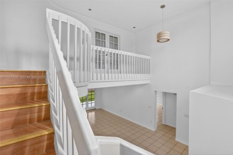 Купить виллу или дом в Майами, Флорида 4 спальни, 257.06м2, № 1989338 - фото 20