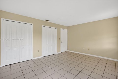 Купить виллу или дом в Майами, Флорида 4 спальни, 257.06м2, № 1989338 - фото 17