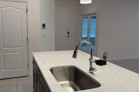 Casa en alquiler en Punta Gorda, Florida, 3 dormitorios, 191.94 m2 № 1905048 - foto 5