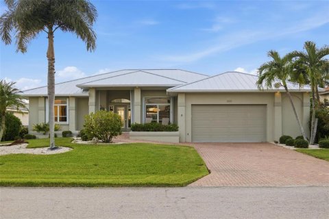 Villa ou maison à Punta Gorda, Floride 3 chambres, 204.38 m2 № 2364257