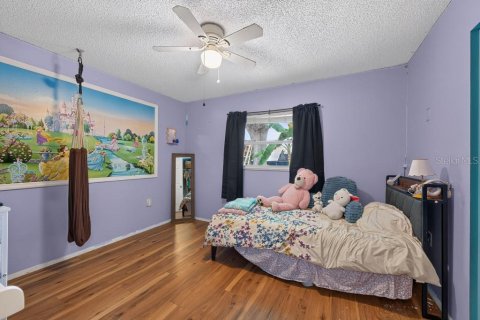 House in Saint Petersburg, Florida 3 bedrooms, 109.62 sq.m. № 2198415 - photo 25