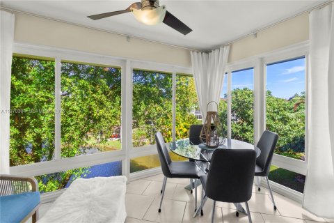 Купить кондоминиум в Лодердейл-Лейкс, Флорида 2 спальни, 87.7м2, № 2033937 - фото 20