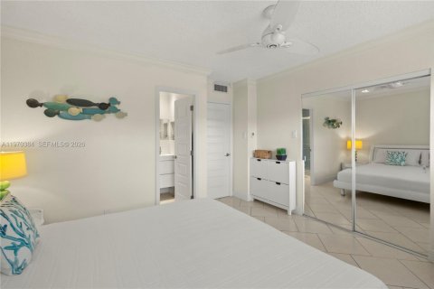 Купить кондоминиум в Лодердейл-Лейкс, Флорида 2 спальни, 87.7м2, № 2033937 - фото 12