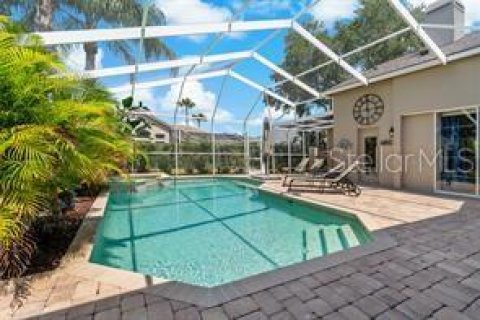 Casa en venta en Palm Harbor, Florida, 5 dormitorios, 283.72 m2 № 1899072 - foto 2