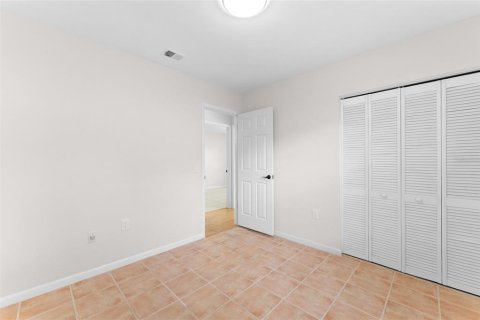 House in Brandon, Florida 4 bedrooms, 159.51 sq.m. № 1856163 - photo 28