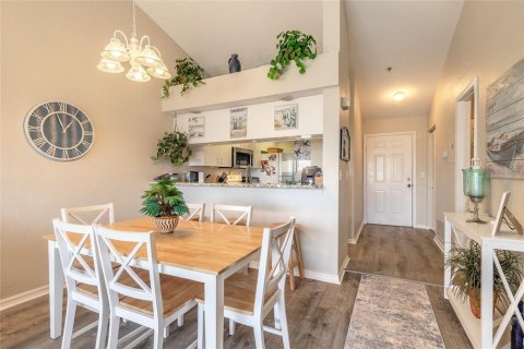 Condo in New Smyrna Beach, Florida, 1 bedroom № 2166469 - photo 5