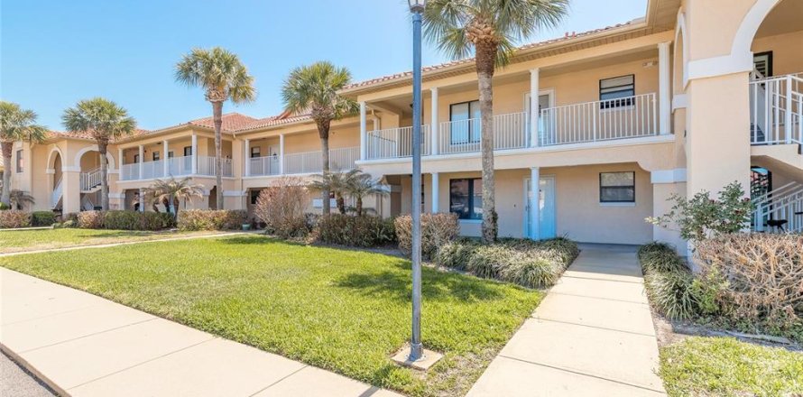 Condo in New Smyrna Beach, Florida, 1 bedroom № 2166469