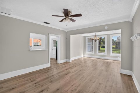 Villa ou maison à vendre à Plant City, Floride: 4 chambres, 202.16 m2 № 2399022 - photo 17
