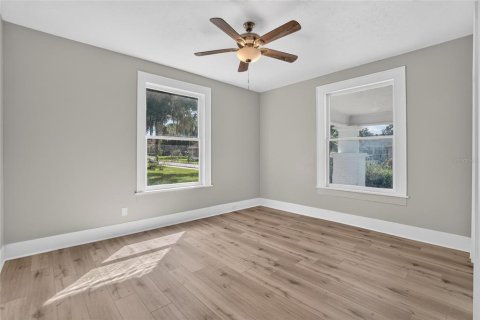 Villa ou maison à vendre à Plant City, Floride: 4 chambres, 202.16 m2 № 2399022 - photo 13