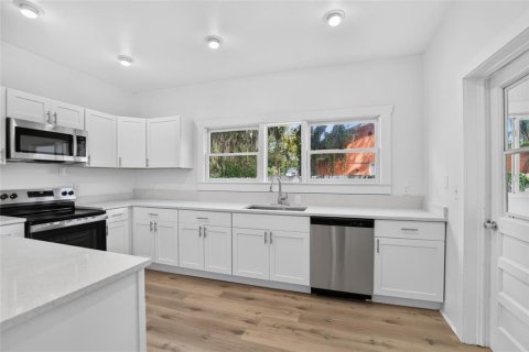 Villa ou maison à vendre à Plant City, Floride: 4 chambres, 202.16 m2 № 2399022 - photo 24