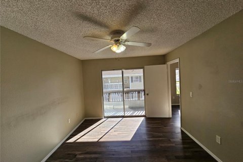 Condominio en venta en Ocala, Florida, 2 dormitorios, 82.22 m2 № 2157072 - foto 15