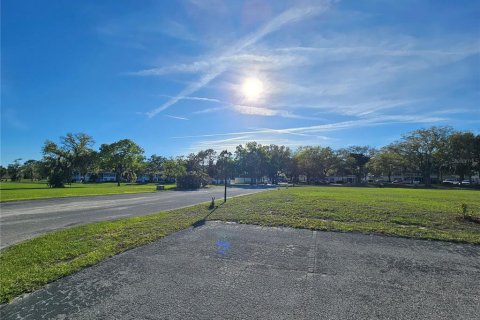 Condominio en venta en Ocala, Florida, 2 dormitorios, 82.22 m2 № 2157072 - foto 22