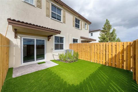 Touwnhouse à louer à Homestead, Floride: 3 chambres № 1999799 - photo 15