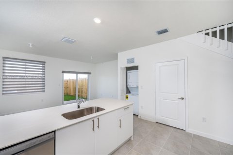 Touwnhouse à louer à Homestead, Floride: 3 chambres № 1999799 - photo 9